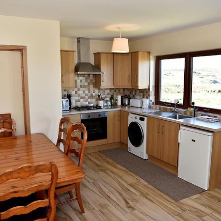 Sea View Apartment Downings Esterno foto