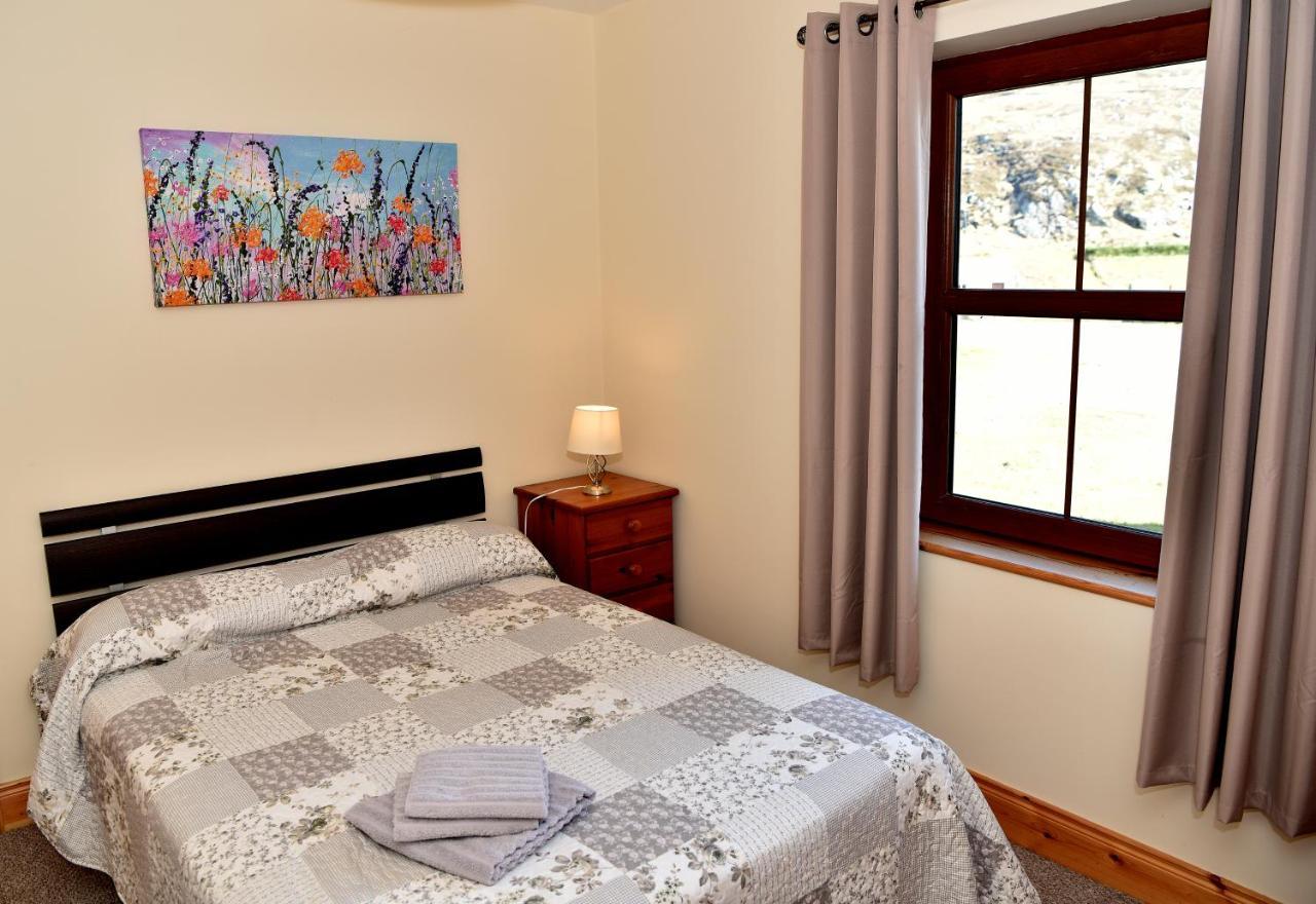 Sea View Apartment Downings Esterno foto